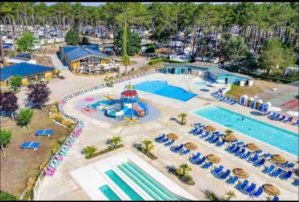 Vacances Sous Les Pins, Pres De La Mer, 6-8 Pers,Bien Equipe, Piscine Saint-Julien-en-Born Bagian luar foto